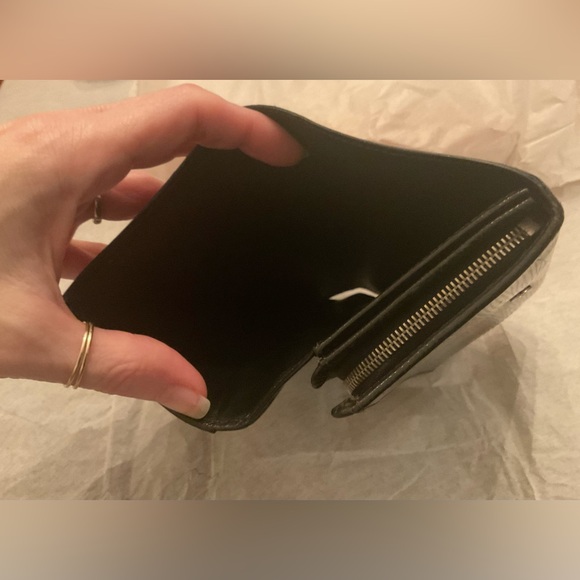 Louis Vuitton Epi Leather Long Wallet–Noir | Vintage Collector Piece | Full Set - Picture 9 of 16